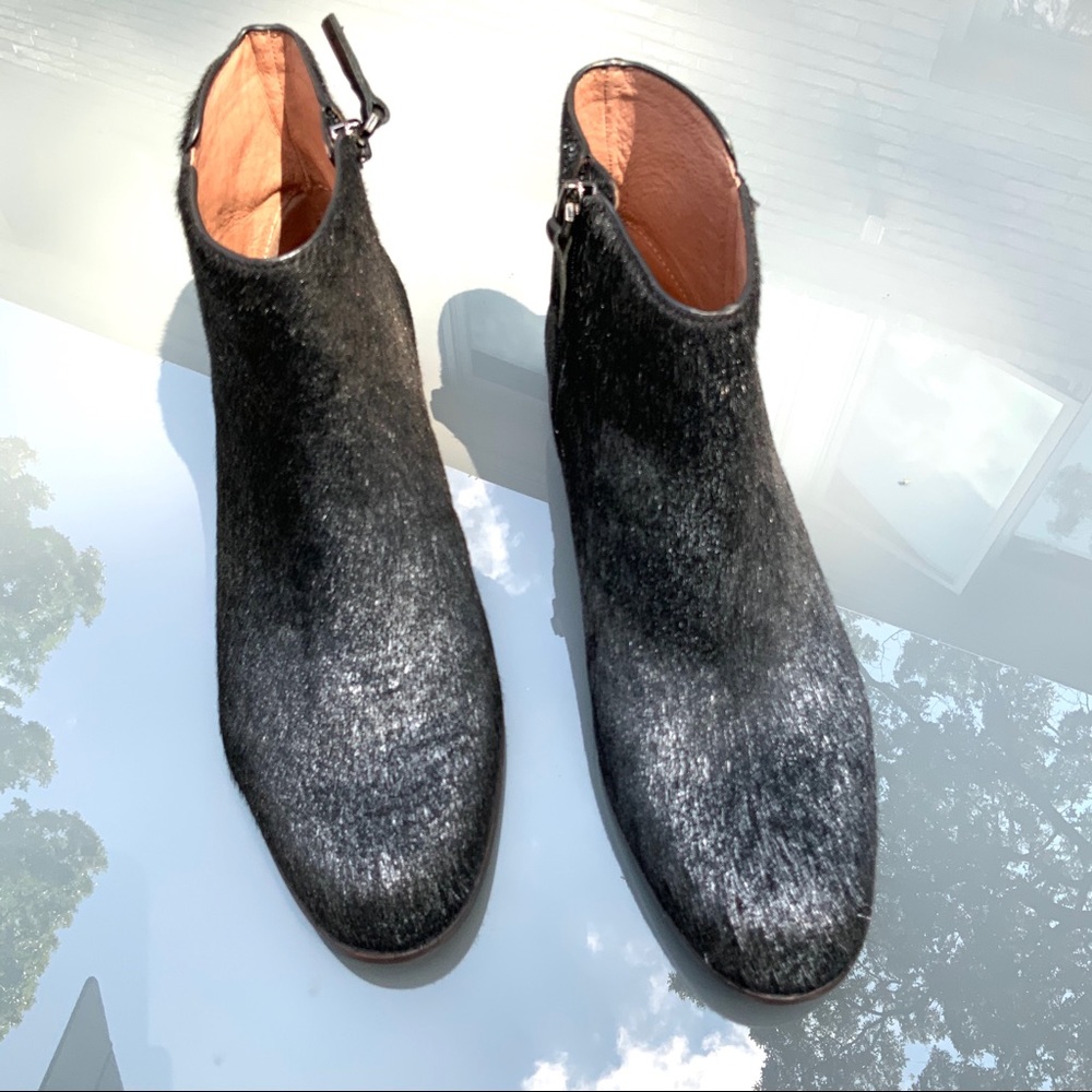 LOUISE et CIE GENUINE CALFHAIR BOOTIES - Picture 1 of 5
